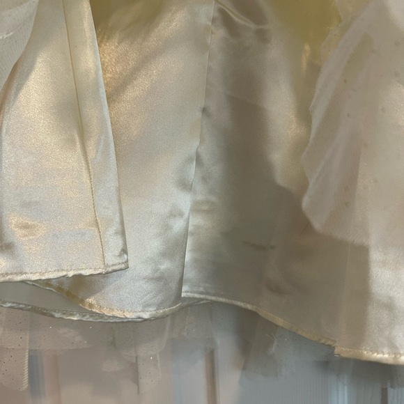 Jona Michelle 4T Formal Cream Dress - Picture 8 of 11